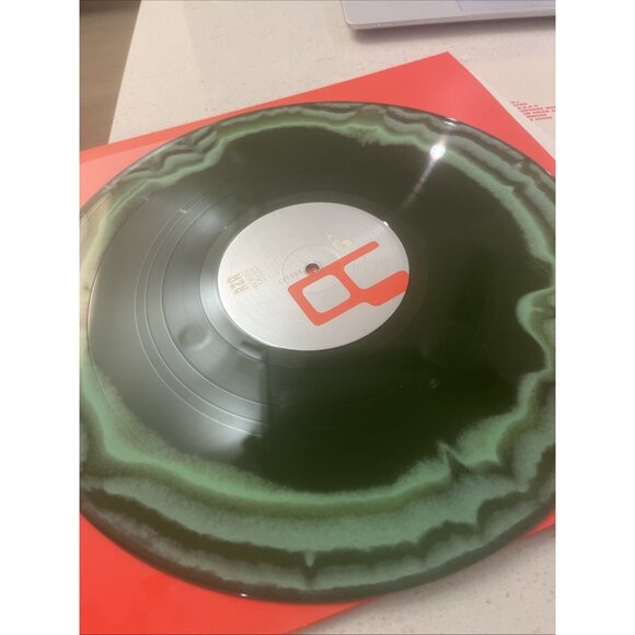 RZA - RZA as Bobby Digital In Stereo Mantis Green Limited Vinyl Me Please - Picture 4 of 4